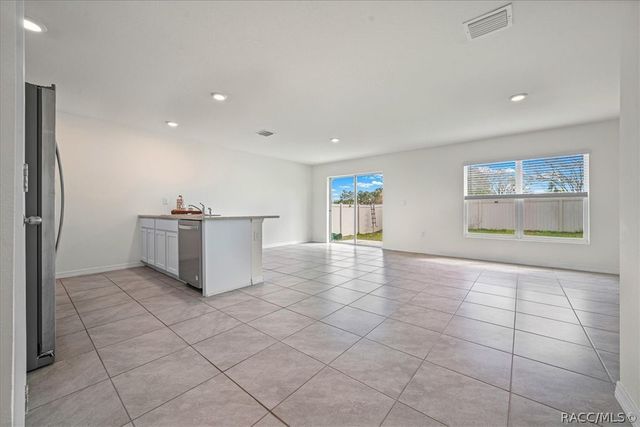 8471 Clearway Drive, Wildwood, FL 34785