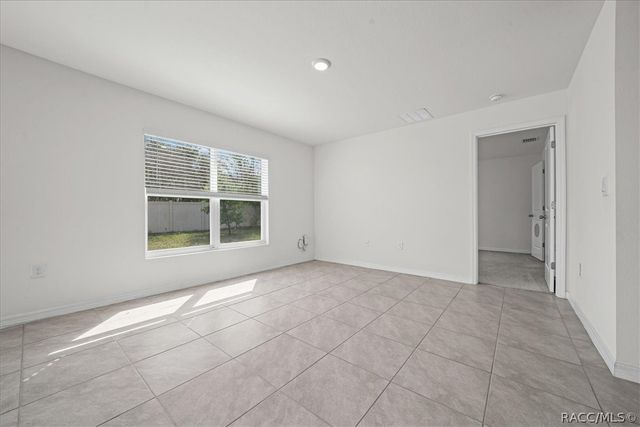 8471 Clearway Drive, Wildwood, FL 34785