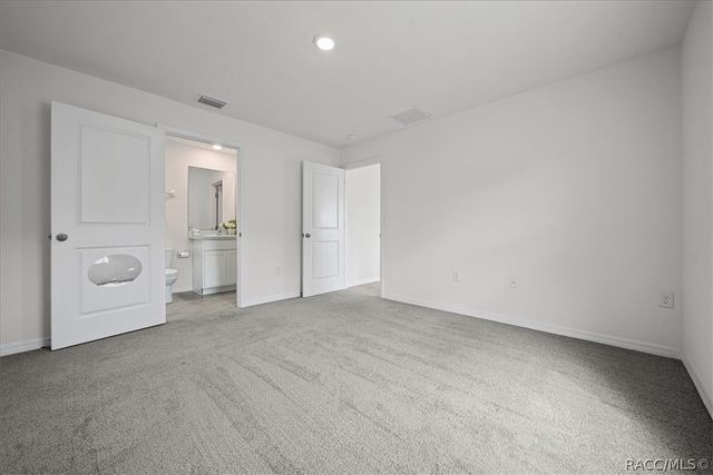 8471 Clearway Drive, Wildwood, FL 34785