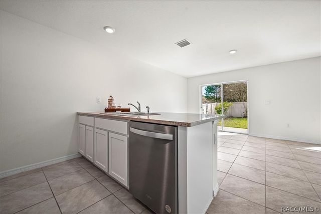 8471 Clearway Drive, Wildwood, FL 34785