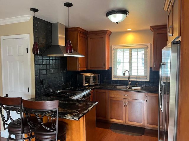 728 Saratoga Drive, Salinas, CA 93906