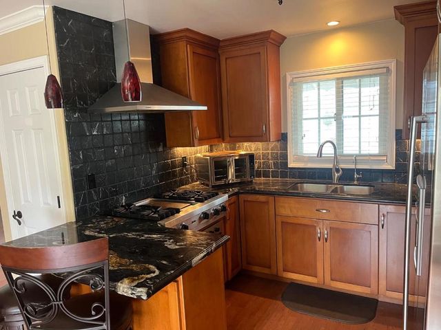 728 Saratoga Drive, Salinas, CA 93906