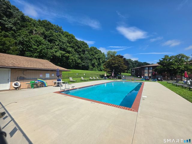 1103 Cromwell Hills Drive 1103, Cromwell, CT 06416