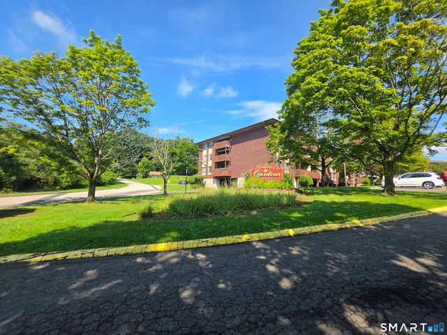 1103 Cromwell Hills Drive 1103, Cromwell, CT 06416