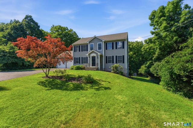 12 Juniper Road, Bloomfield, CT 06002