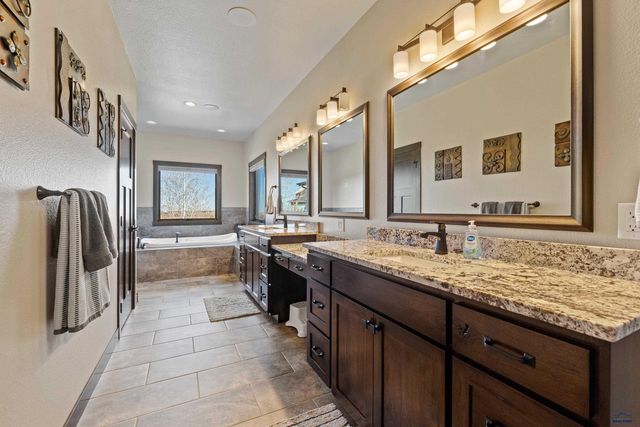 3887 ELYSIAN CT, Rapid City, SD 57702