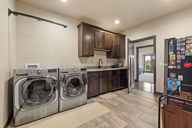 3887 ELYSIAN CT, Rapid City, SD 57702