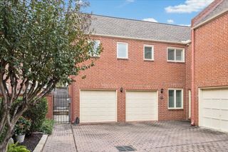 2113 Potomac Drive D, Houston, TX 77057