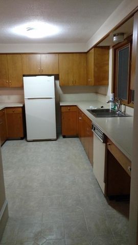 107 Davis Road, Westport, MA 02790