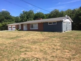 107 Davis Road, Westport, MA 02790