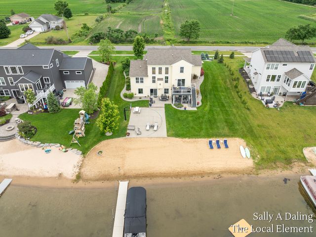 11520 84th Avenue, Allendale, MI 49401