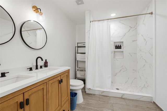 9710 Masterson Street, Houston, TX 77029