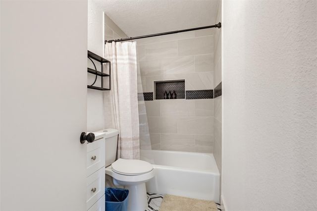 9710 Masterson Street, Houston, TX 77029