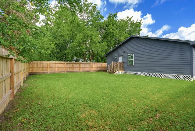 9710 Masterson Street, Houston, TX 77029