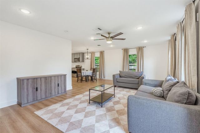 9710 Masterson Street, Houston, TX 77029