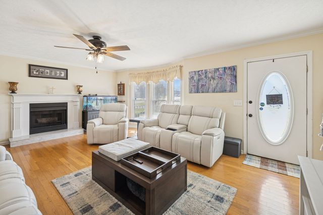 407 Oakhaven Dr, Smyrna, TN 37167