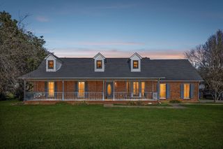 407 Oakhaven Dr, Smyrna, TN 37167