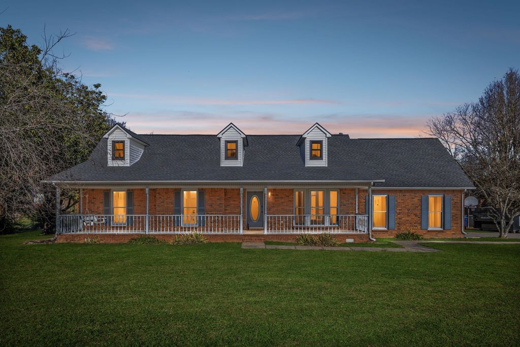 407 Oakhaven Dr, Smyrna, TN 37167