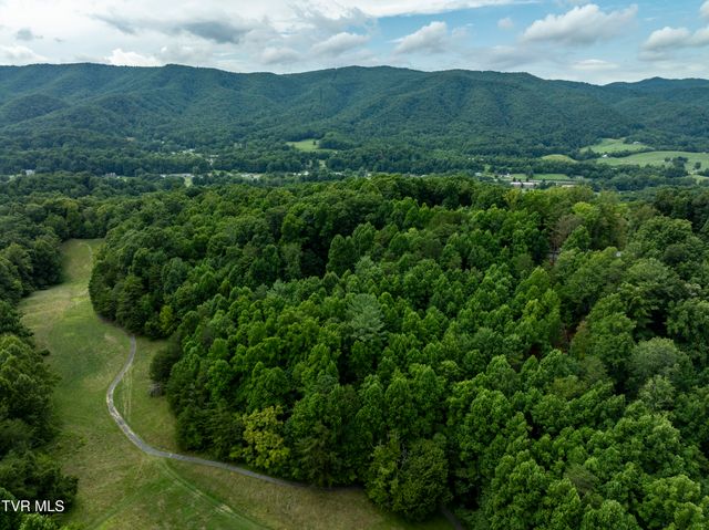 Tbd Golf Course Road, Unicoi, TN 37692