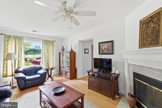 215 W GEORGE MASON RD W, Falls Church, VA 22046