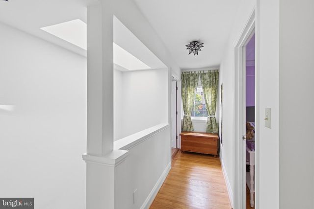 215 W GEORGE MASON RD W, Falls Church, VA 22046
