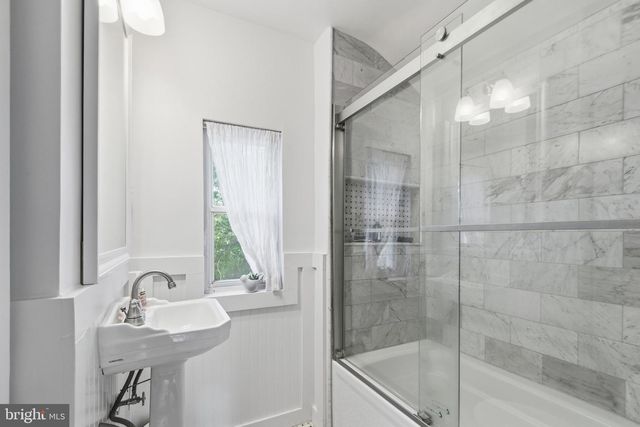 215 W GEORGE MASON RD W, Falls Church, VA 22046