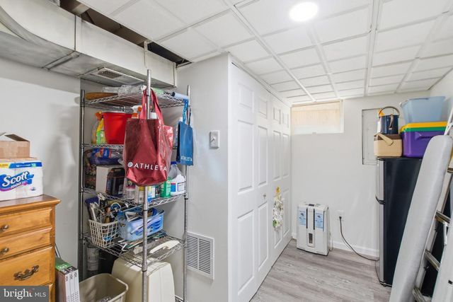 215 W GEORGE MASON RD W, Falls Church, VA 22046