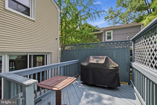 215 W GEORGE MASON RD W, Falls Church, VA 22046