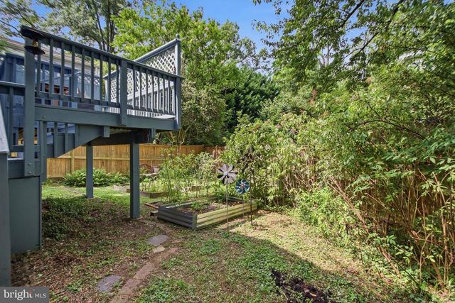 215 W GEORGE MASON RD W, Falls Church, VA 22046