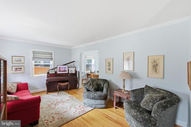 215 W GEORGE MASON RD W, Falls Church, VA 22046