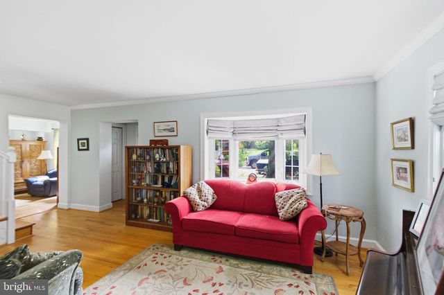 215 W GEORGE MASON RD W, Falls Church, VA 22046
