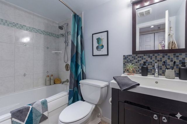 20 Webster Street 401, Brookline, MA 02446