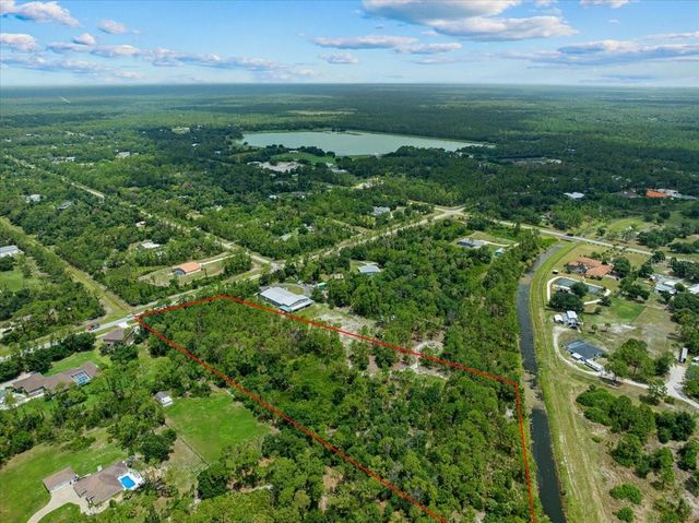 N CHAMBERLAIN BOULEVARD, North Port, FL 34286