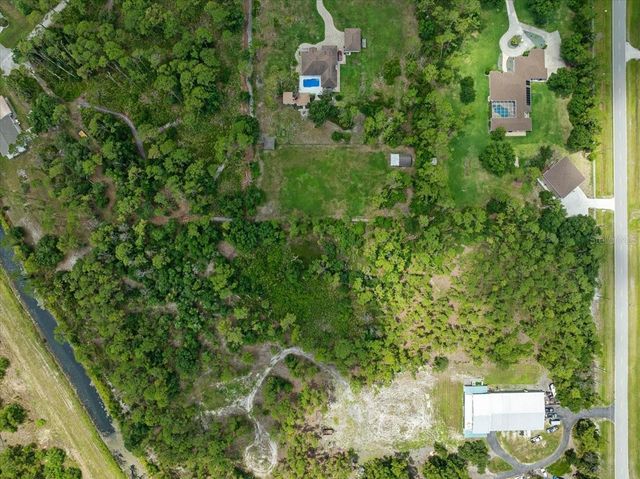 N CHAMBERLAIN BOULEVARD, North Port, FL 34286
