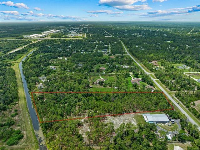 N CHAMBERLAIN BOULEVARD, North Port, FL 34286