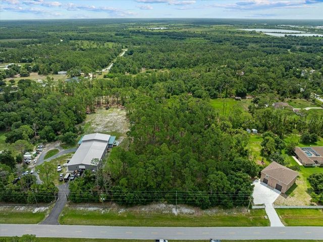 N CHAMBERLAIN BOULEVARD, North Port, FL 34286