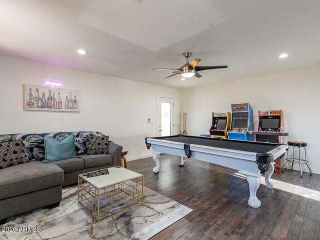 3302 E Turquoise Avenue, Phoenix, AZ 85028