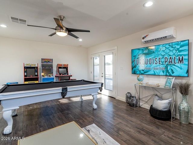3302 E Turquoise Avenue, Phoenix, AZ 85028