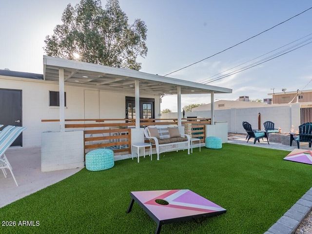 3302 E Turquoise Avenue, Phoenix, AZ 85028