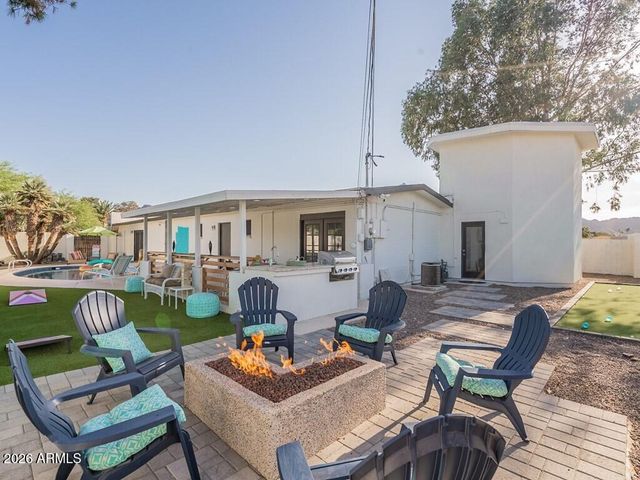 3302 E Turquoise Avenue, Phoenix, AZ 85028