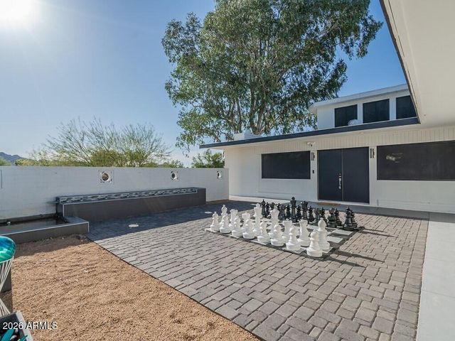 3302 E Turquoise Avenue, Phoenix, AZ 85028