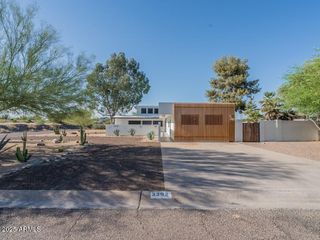 3302 E Turquoise Avenue, Phoenix, AZ 85028