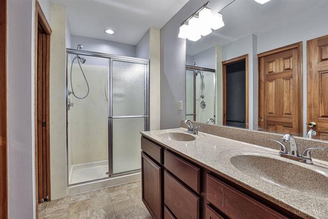 30 Stablegate Court, Fairfield, OH 45014