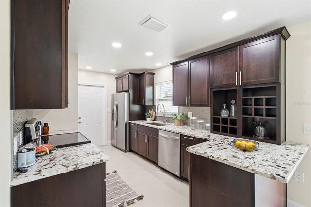 5225 DEERFIELD AVENUE, Spring Hill, FL 34608