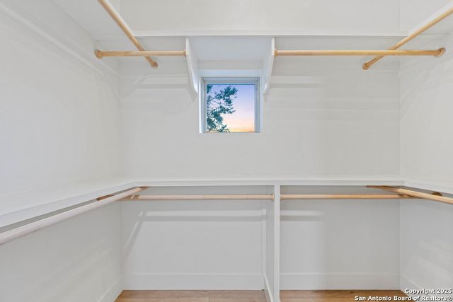 712 Firefly Dr., Canyon Lake, TX 78133