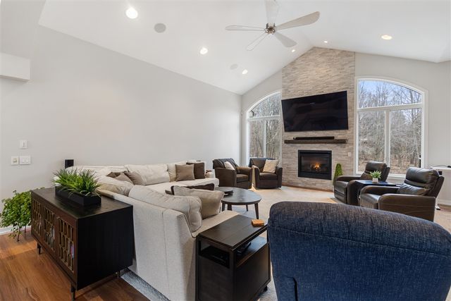 10292 Skyview Drive, Kalamazoo, MI 49009