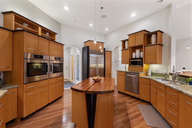 10292 Skyview Drive, Kalamazoo, MI 49009