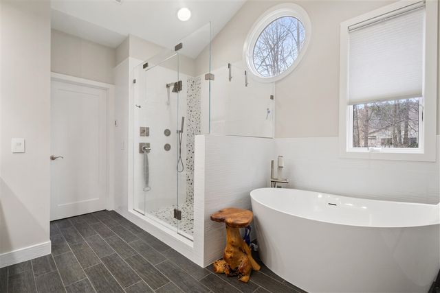 10292 Skyview Drive, Kalamazoo, MI 49009