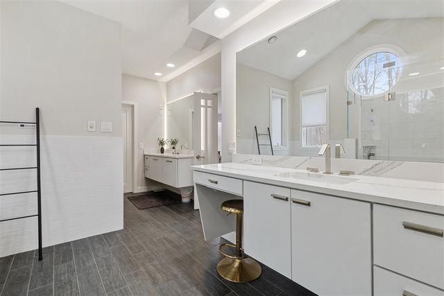 10292 Skyview Drive, Kalamazoo, MI 49009