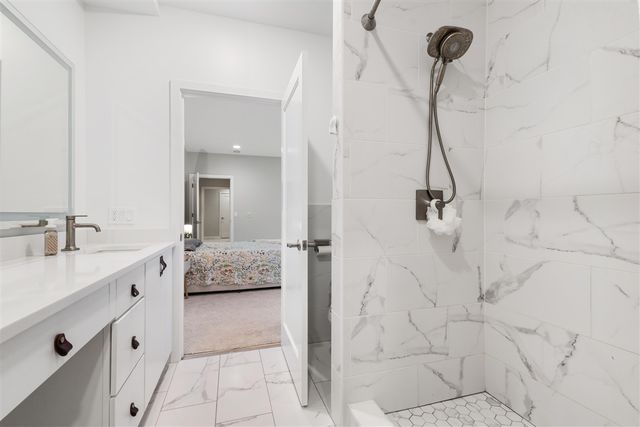 10292 Skyview Drive, Kalamazoo, MI 49009